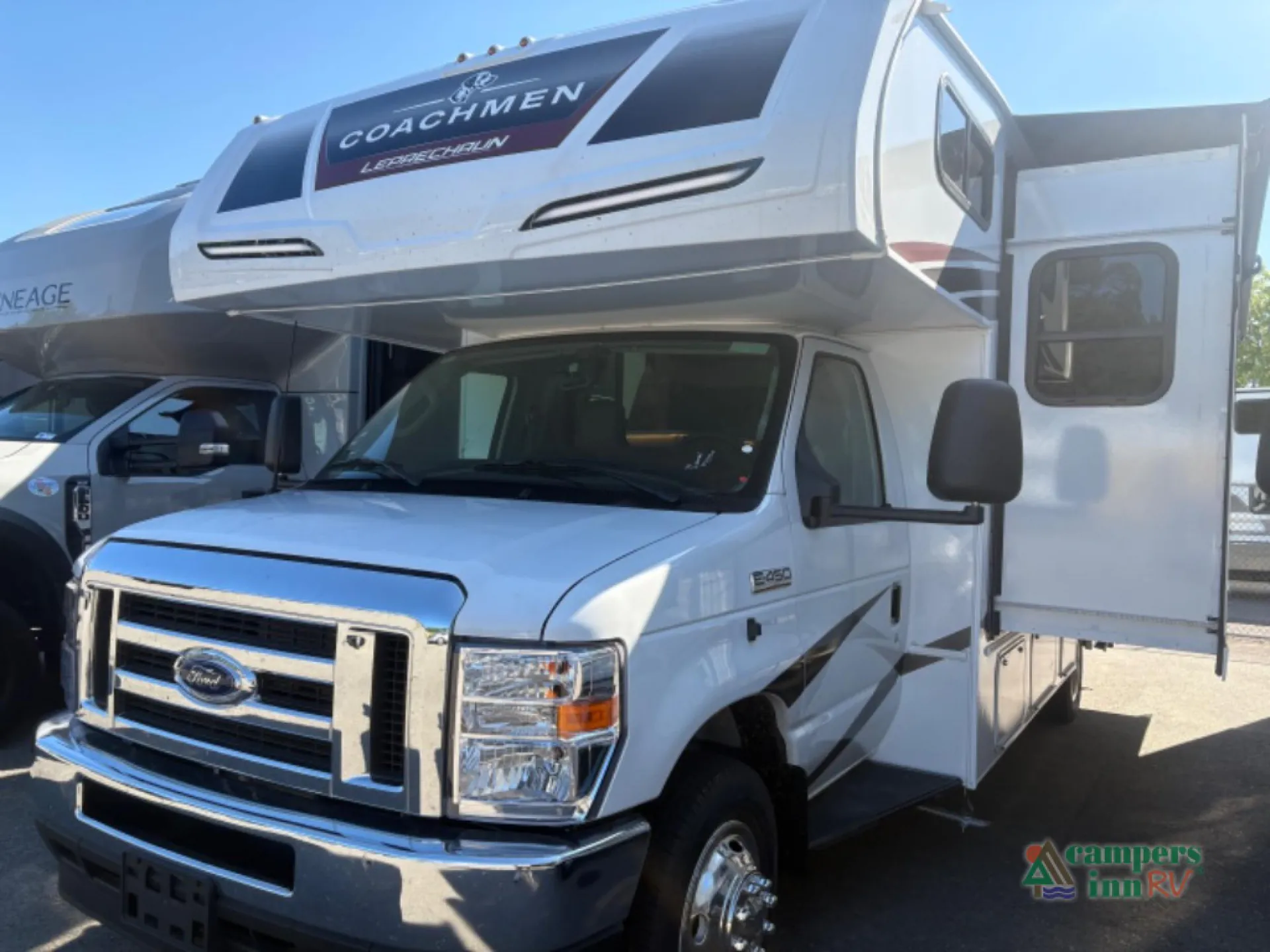 2026 Coachmen Leprechaun 260MB Ford - Photo 4