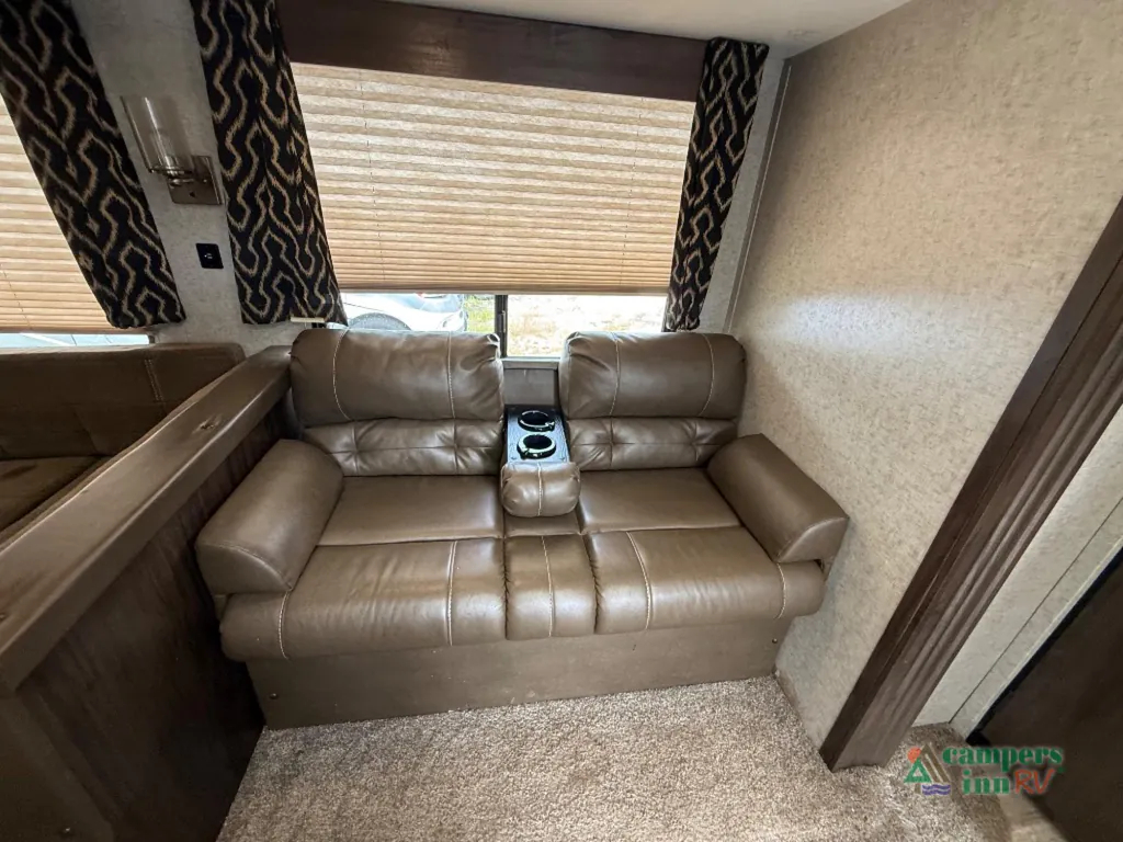 2018 Forest River Cherokee 284RJ, Photos photo 25