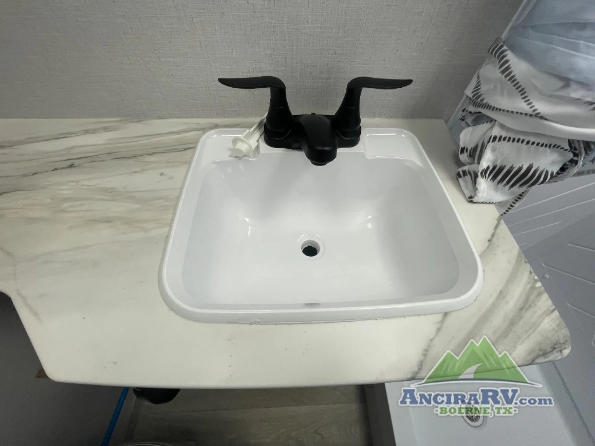 2027 Forest River RV Wildwood 273QBXL — Photo 7