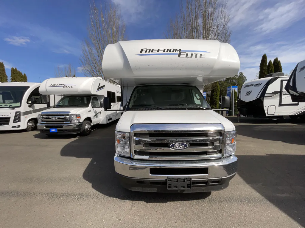2026 Thor Motor Coach Freedom Elite 28HZ, Photos photo 4