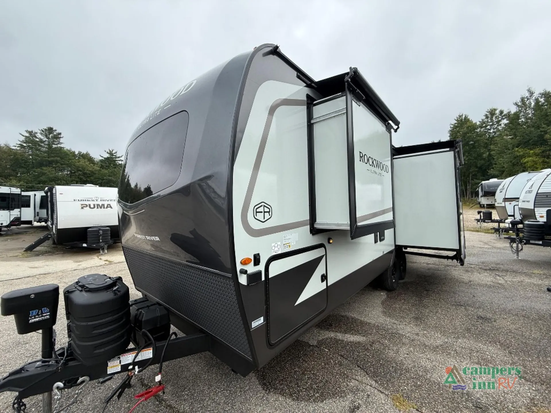2027 Forest River Rockwood Ultra Lite 2618RD — Photo 5