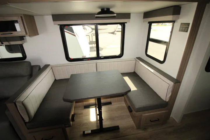 2027 Forest River Rockwood Ultra Lite 2706BH — Photo 7