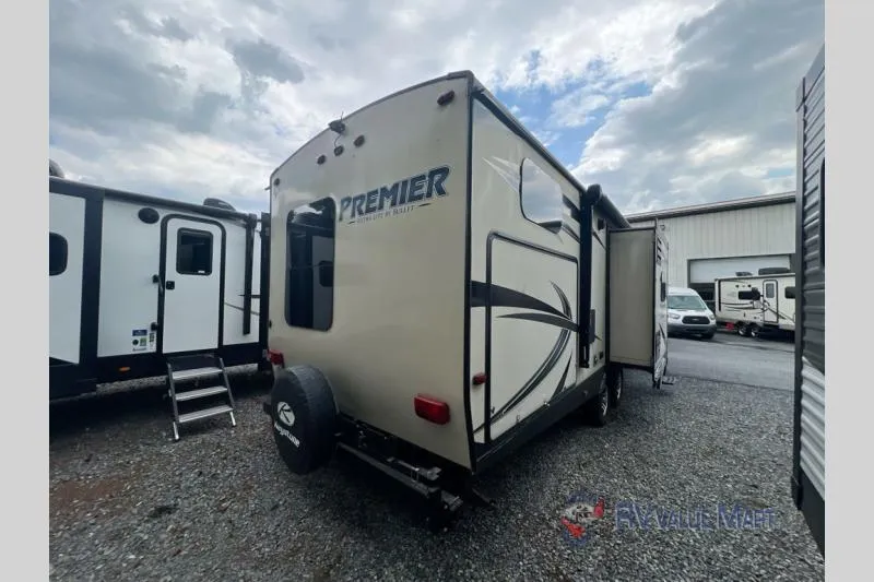 2017 Keystone Premier Ultra Lite 34BHPR - Photo 2