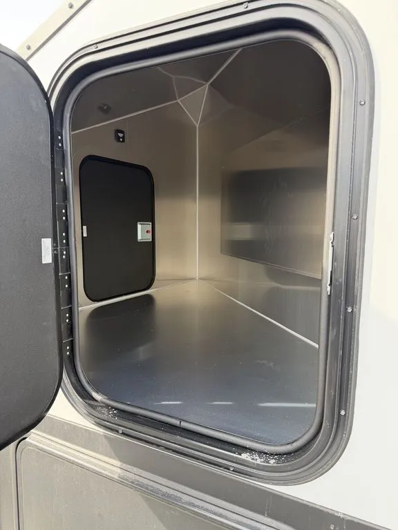 2026 InTech RV Black Wing 830 - Photo 3