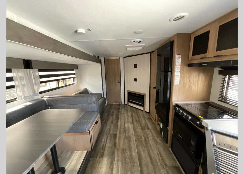 2024 Forest River Cherokee Grey Wolf 27DBH, Photos photo 9