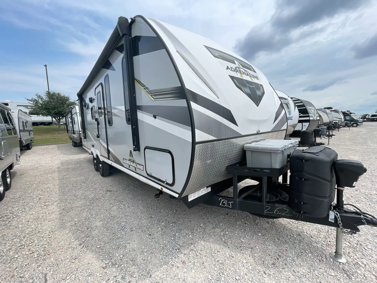 2023 Coachmen Adrenaline 23LT - Photo 2