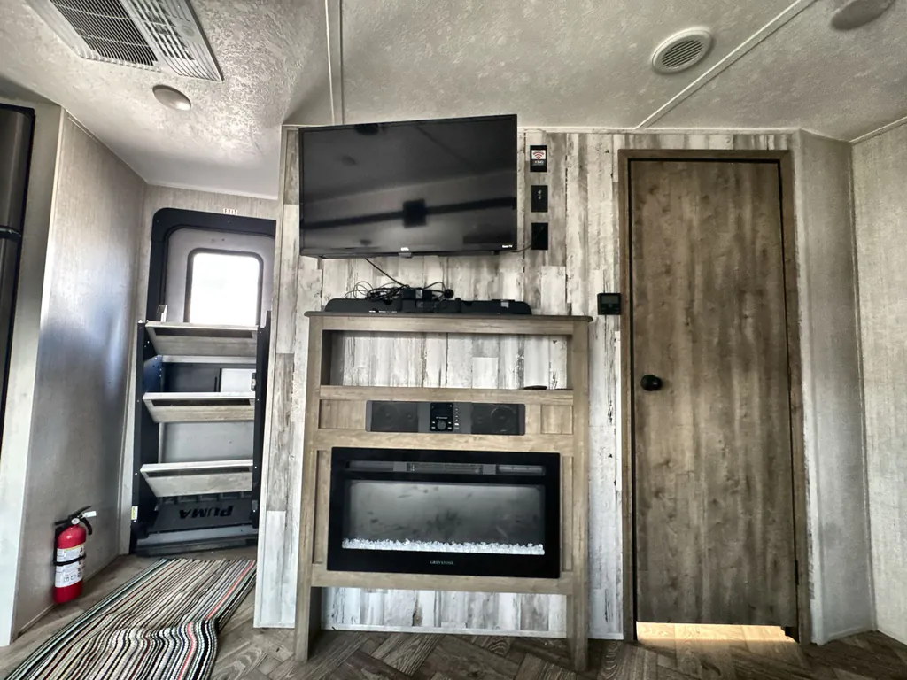 2023 Forest River Puma 26FKDS, Photos photo 14