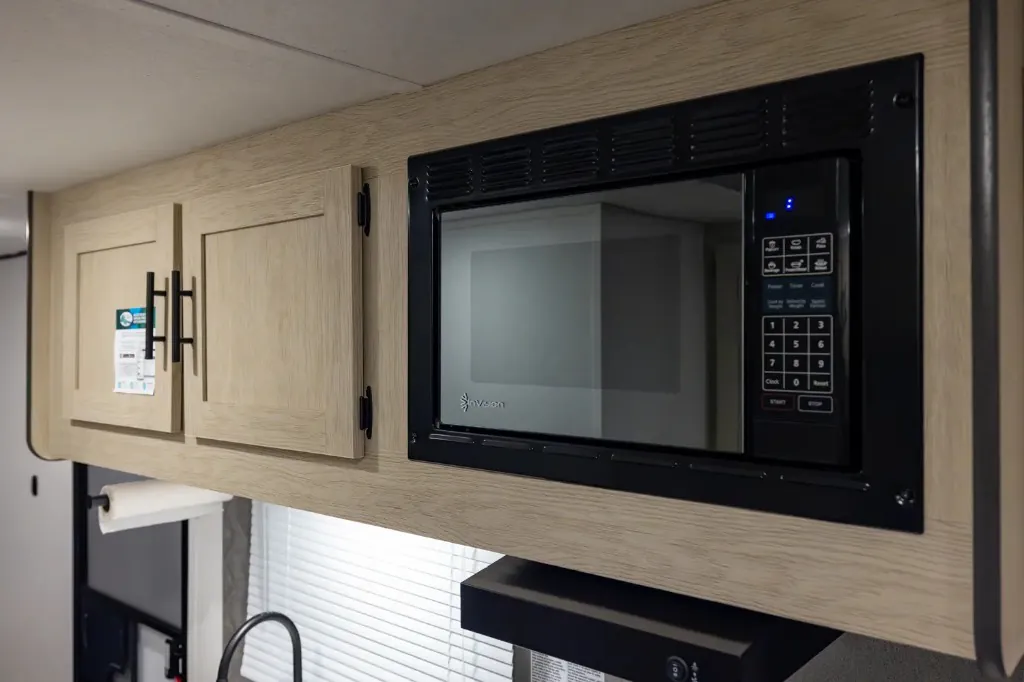 2025 Shasta RVs i-5 Edition 521CK, Photos photo 11