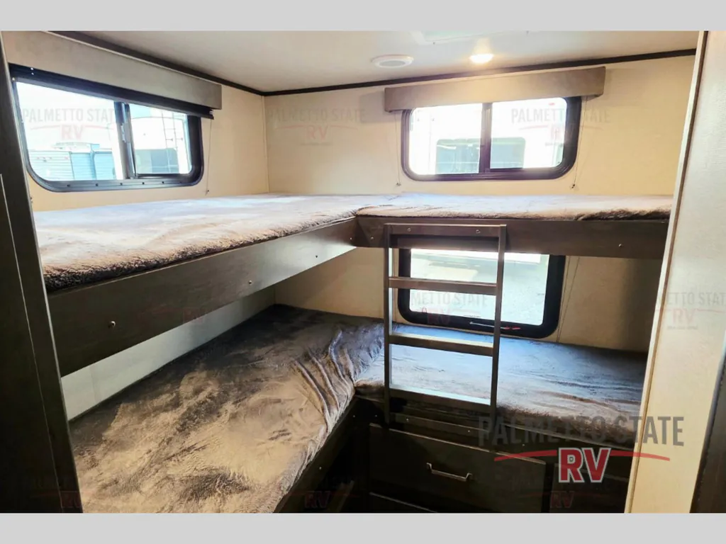 2023 Grand Design Transcend Xplor 321BH, Photos photo 22