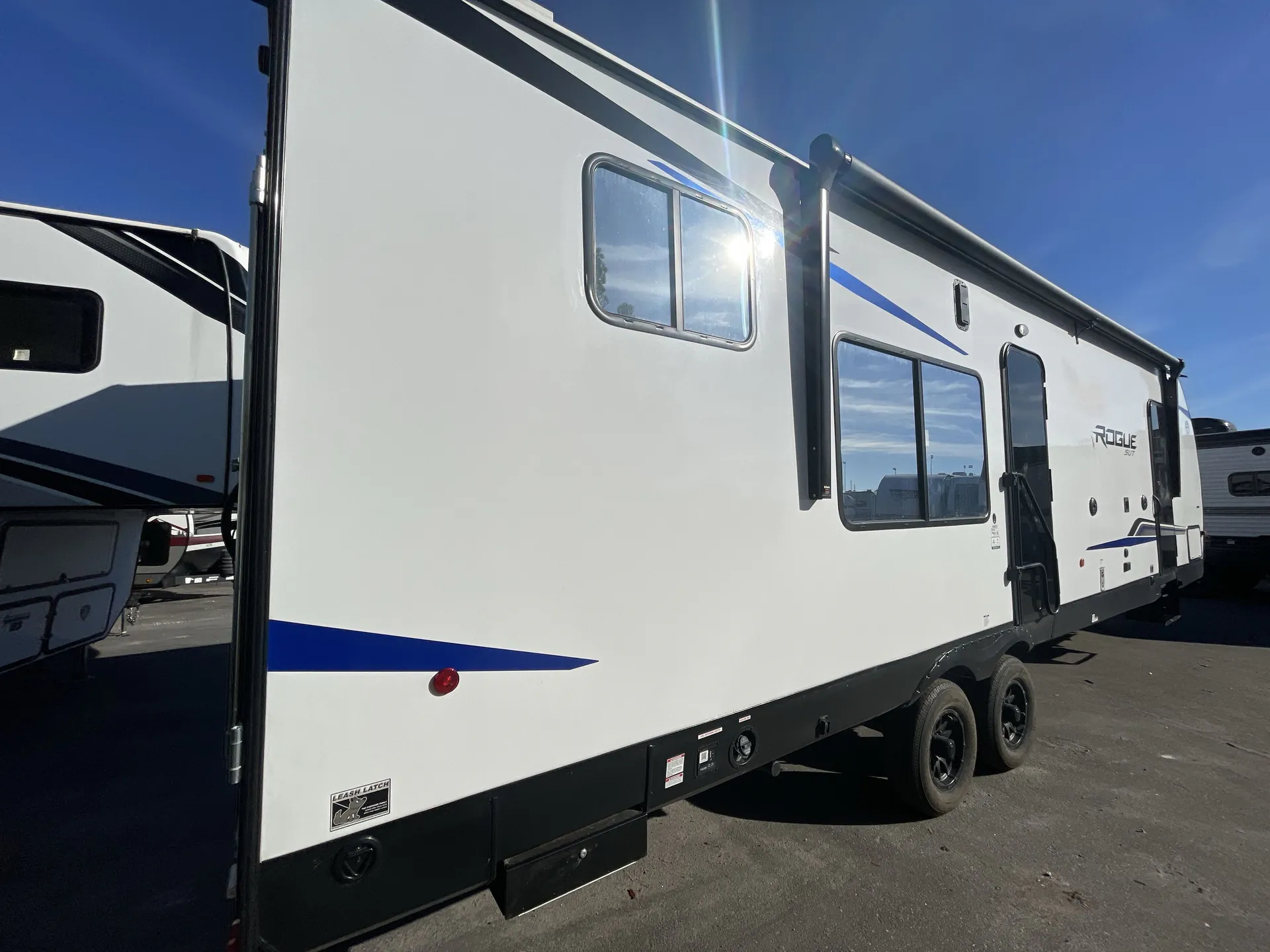 2026 Forest River Vengeance Rogue SUT 29SUT — living area main