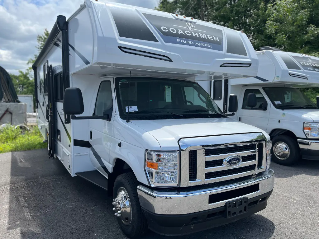 2026 Coachmen Freelander 29KB - Photo 3