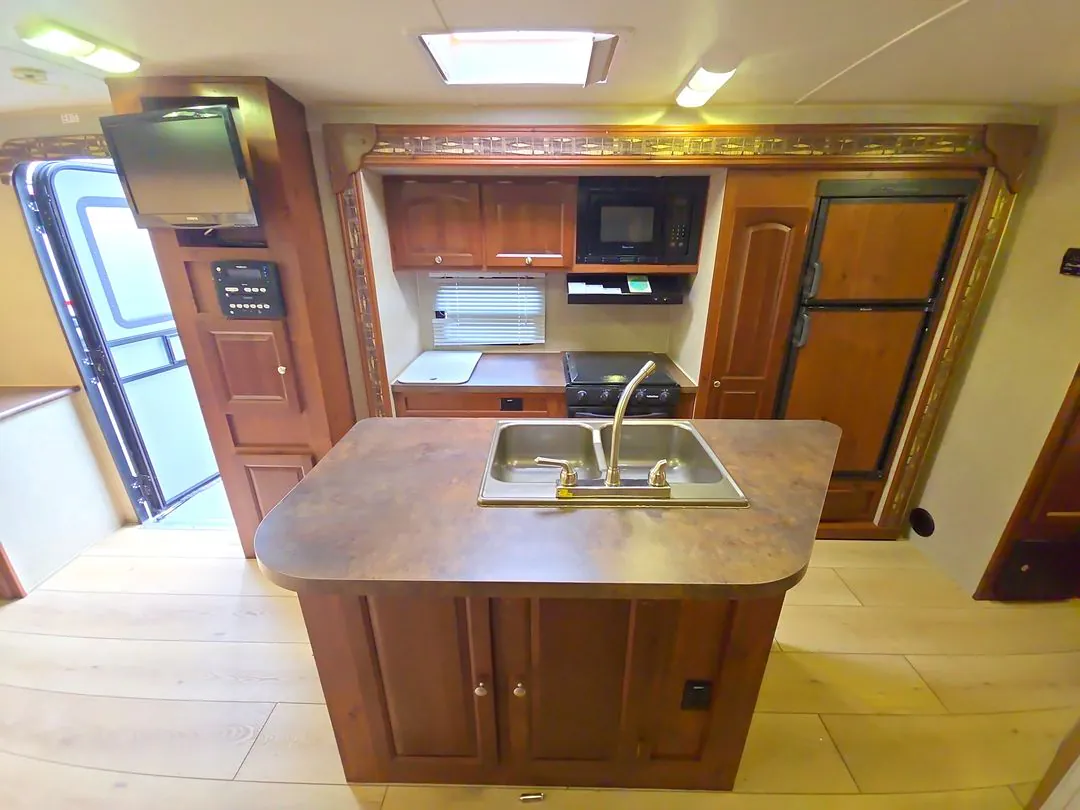 2013 Forest River Rockwood Roo 23IKSS — Photo 7