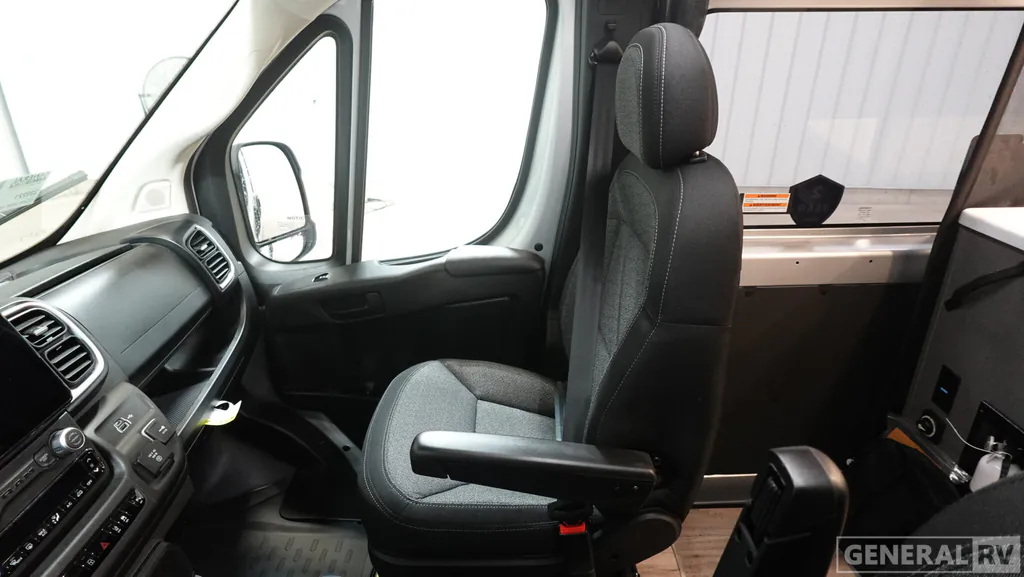 2026 Thor Motor Coach Tellaro Sport 20U, Photos photo 11