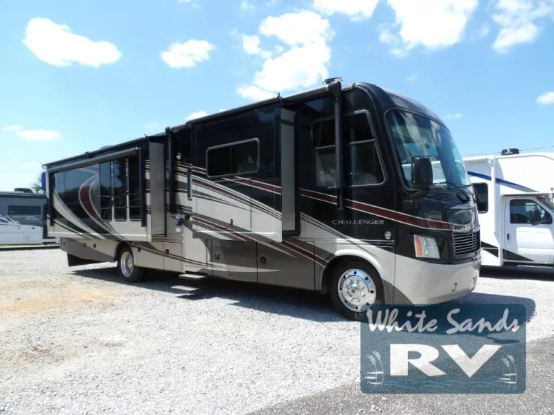 2014 Thor Motor Coach Challenger 37KT - Photo 4