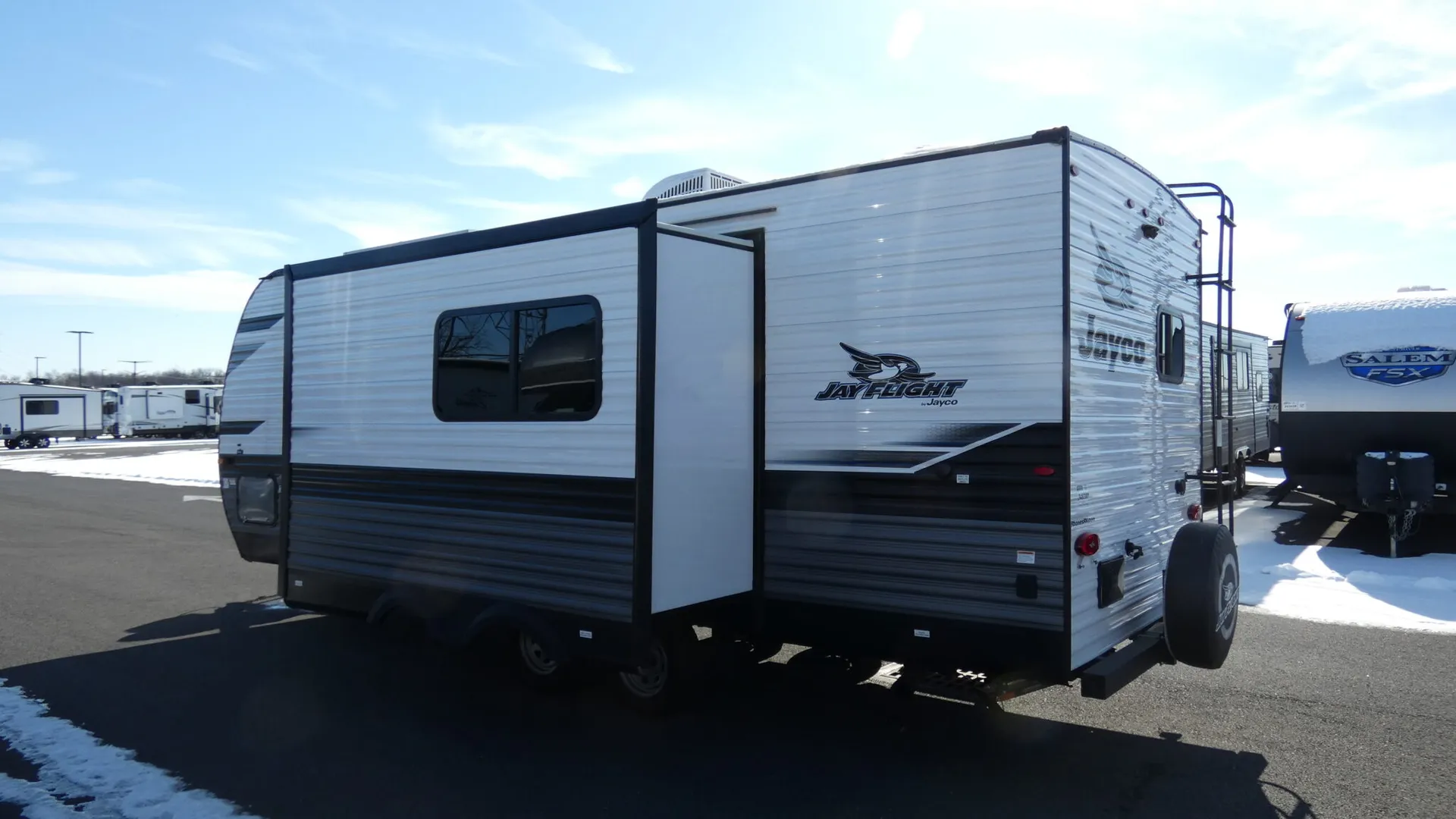 2023 Jayco Jay Flight 240RBS - Photo 4