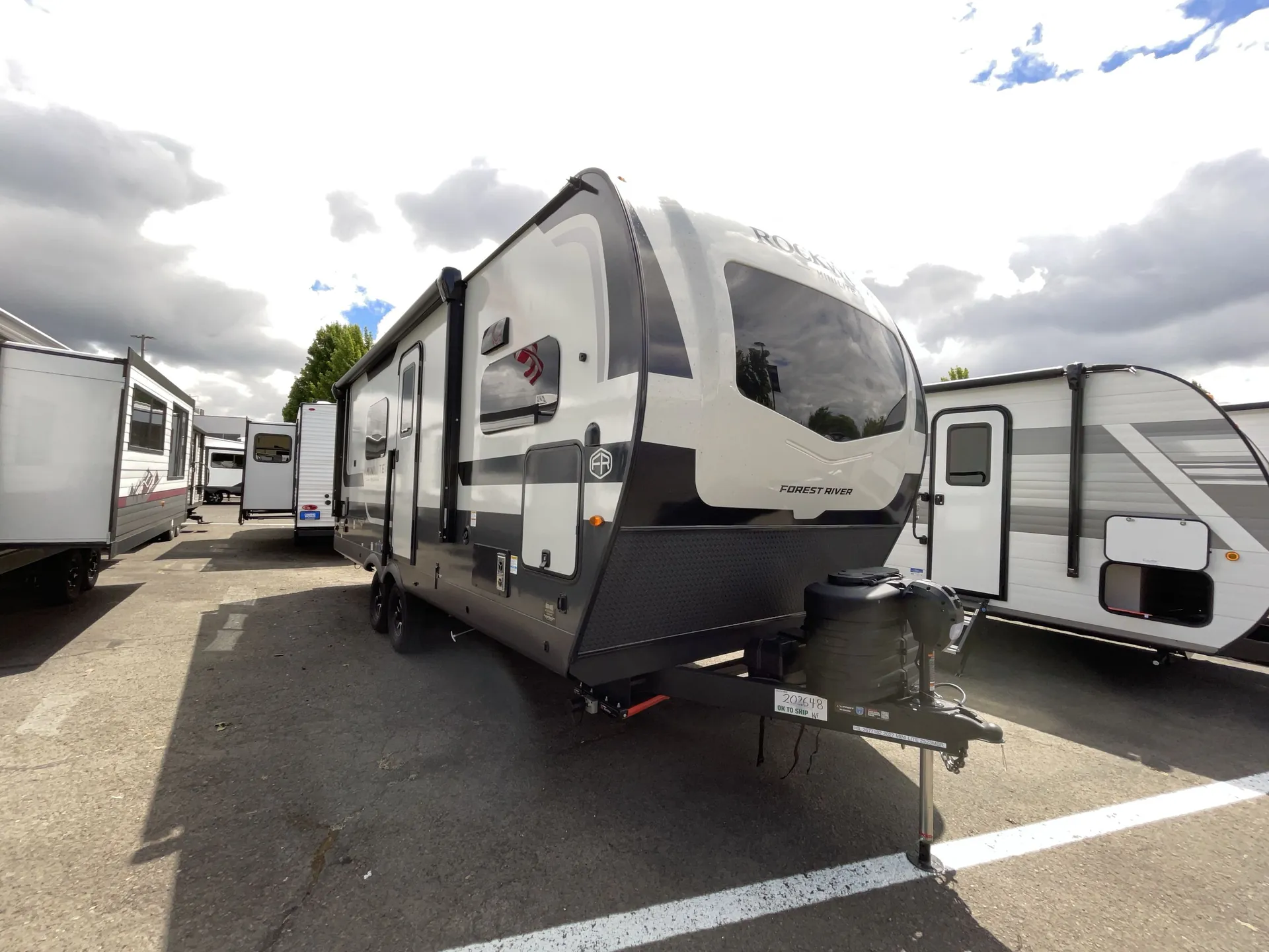 2027 Forest River Rockwood Mini Lite 2523MBR