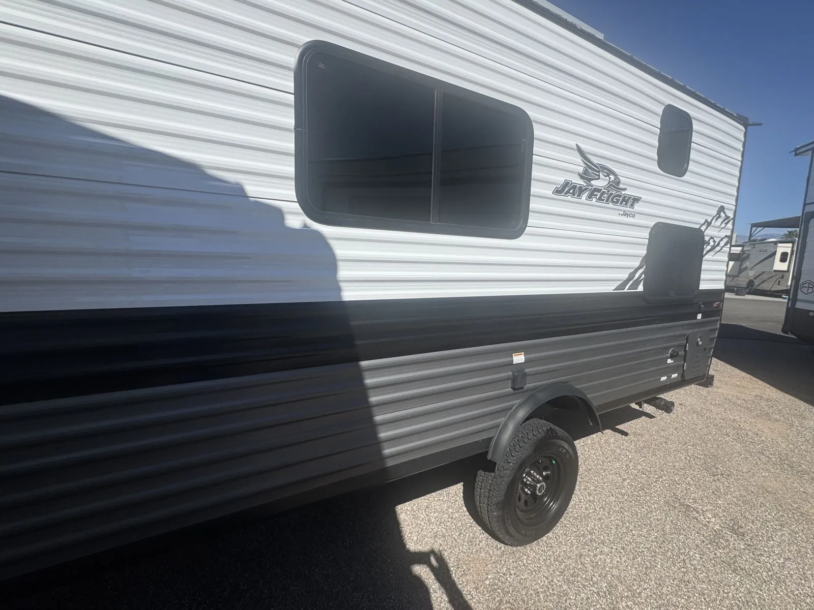 2023 Jayco Jay Flight BAJA 19' - Photo 4