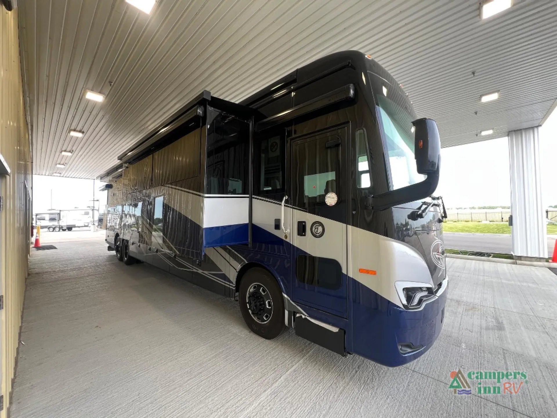 2026 Tiffin Allegro Bus 45 BP - Photo 2