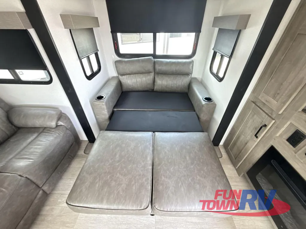 2026 Forest River Solaire 3060RKTS, Photos photo 43