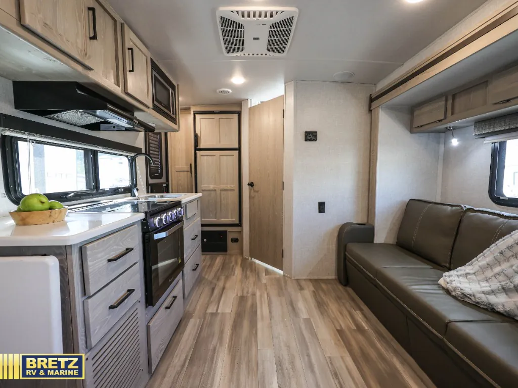2021 Forest River Flagstaff Micro Lite 21FBRS — Photo 7