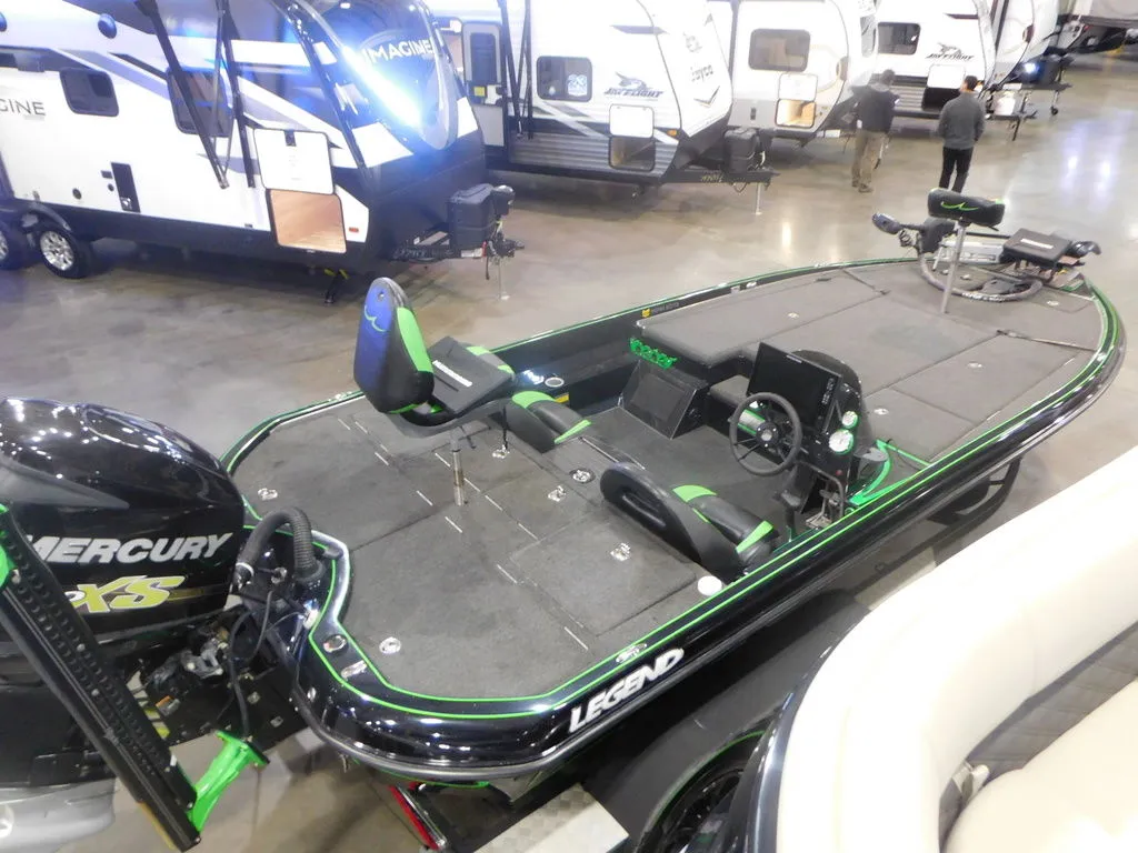 2016 Volvo 300HP - Main photo