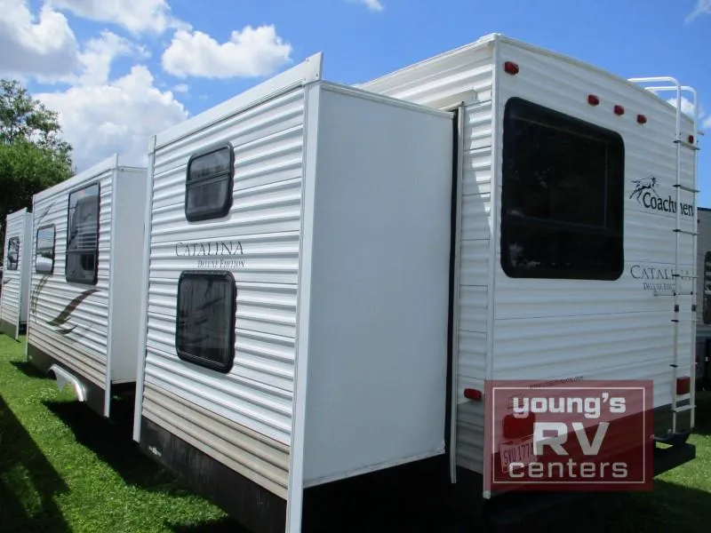 2012 Coachmen RV Catalina Deluxe Edition 40TBS - Photo 3