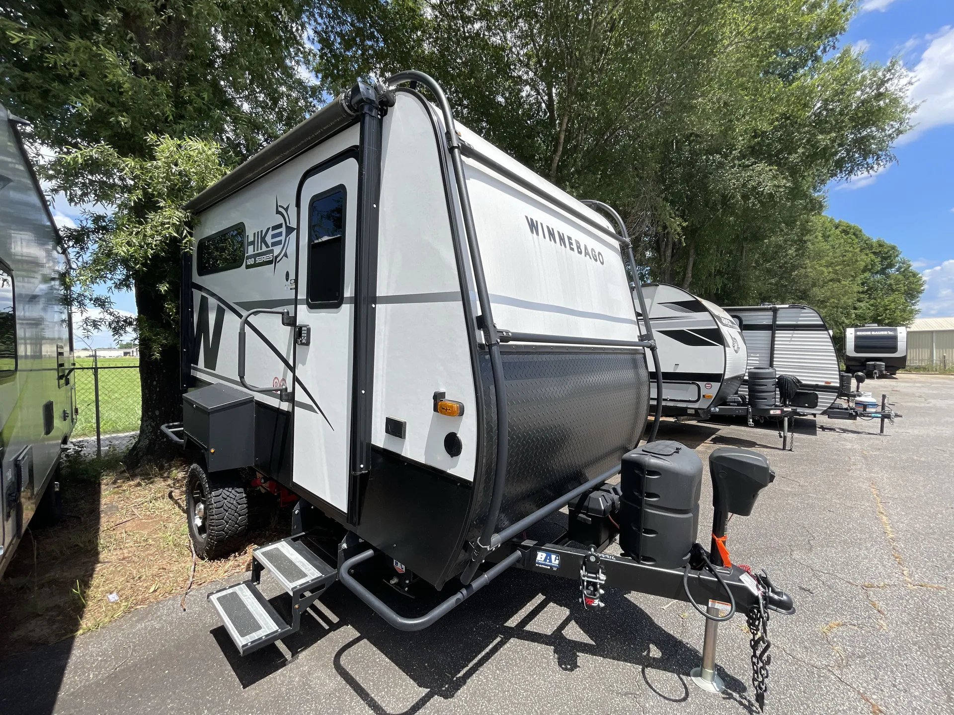 2024 Winnebago HIKE 100 1316SB - Photo 2