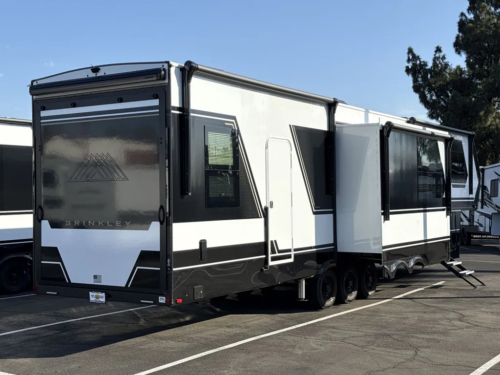 2027 Brinkley Model G 3970, Photos photo 40