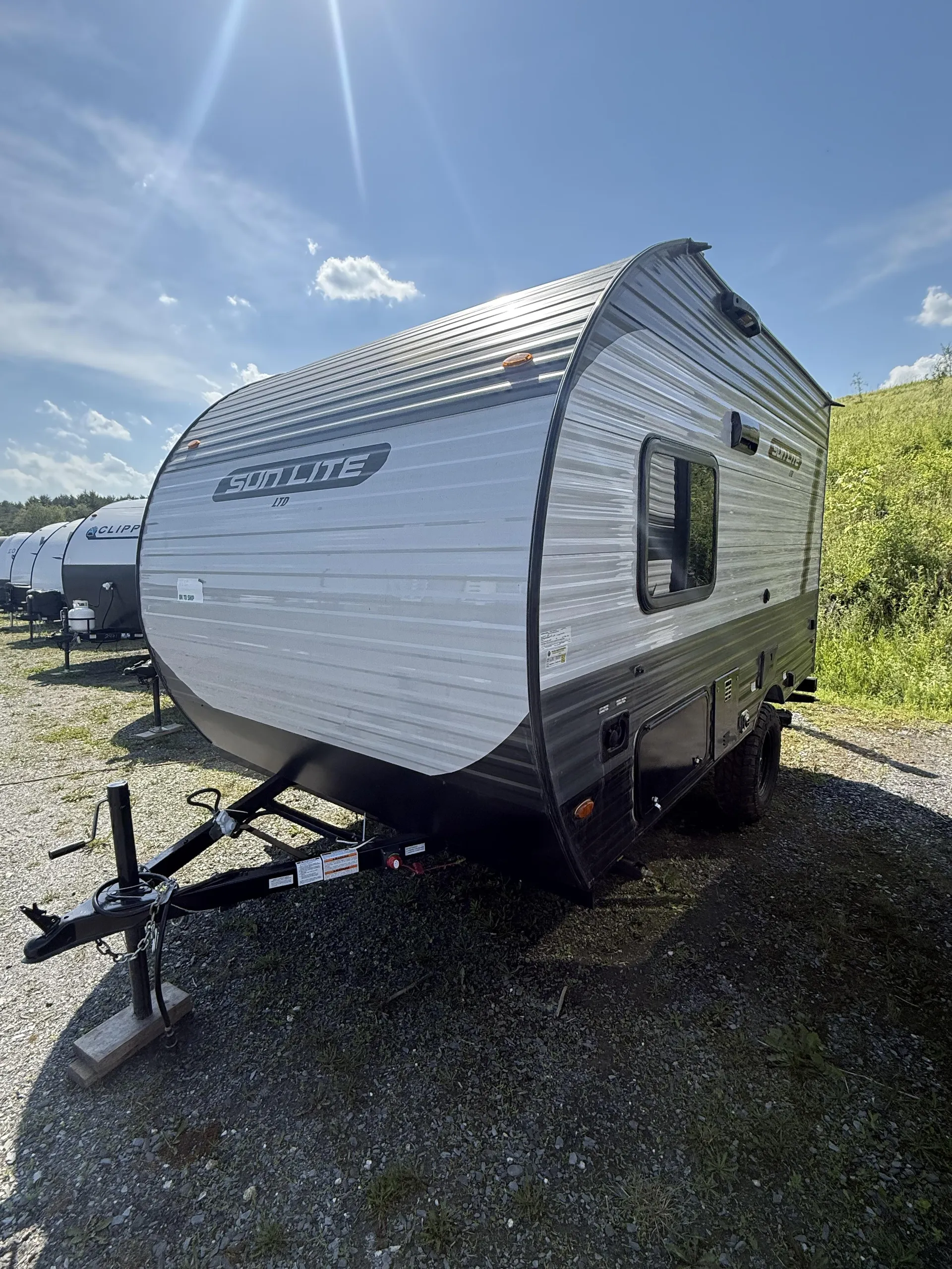 2025 Sunset Park SUNLITE 13BH LTD - Photo 3