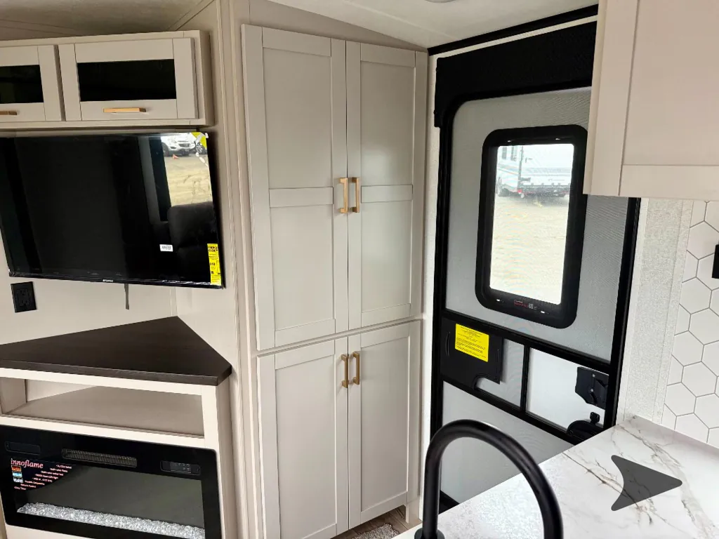 2027 Jayco Jay Feather 29BHB, Photos photo 5