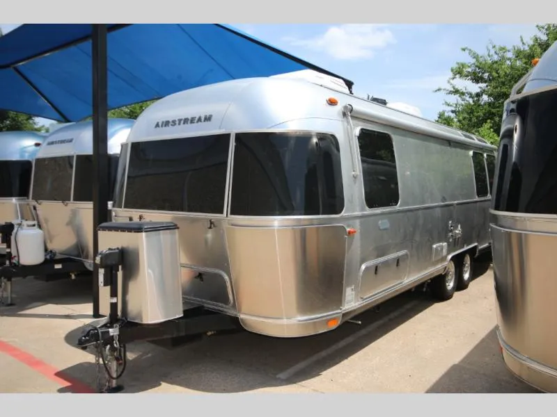 2022 Airstream Globetrotter 27FB - Photo 3