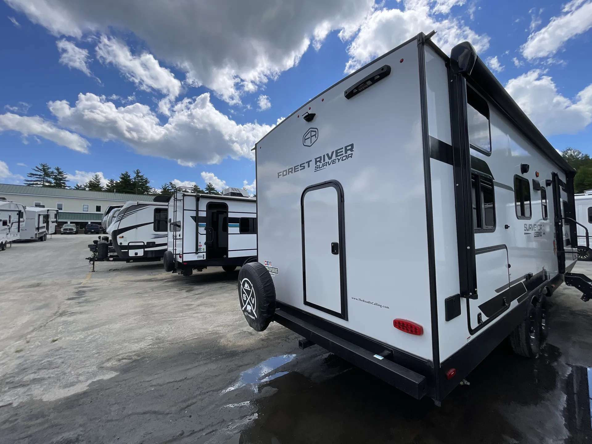 2025 Forest River Surveyor Legend 260BHLE — backside