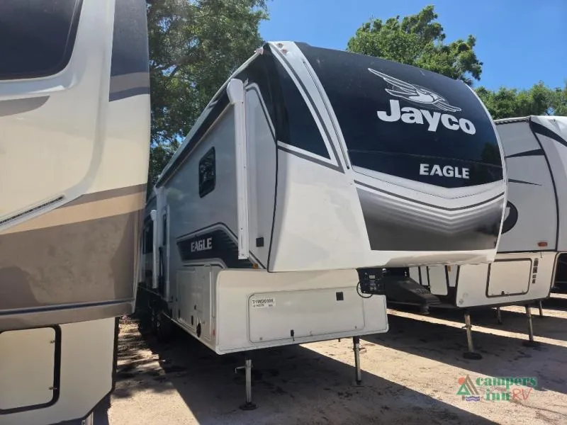 2026 Jayco Eagle 321RSTS - Photo 2