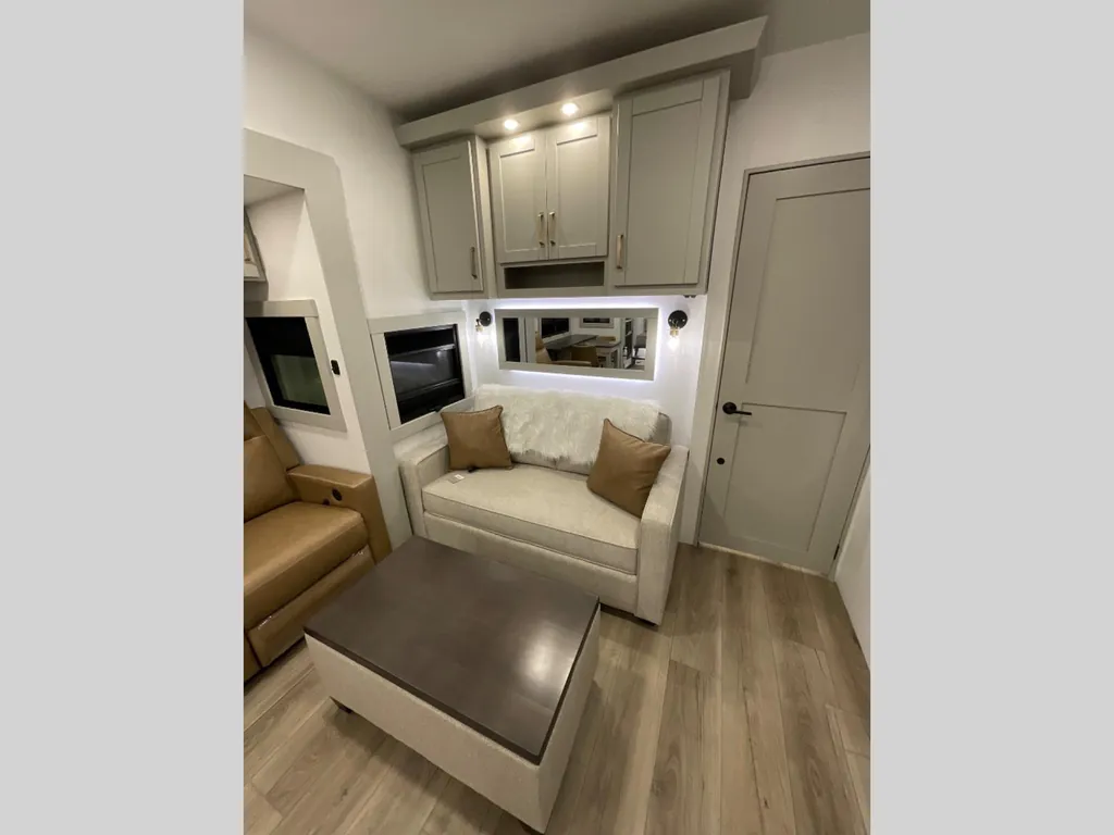 2026 Brinkley Model Z 3515, Photos photo 19