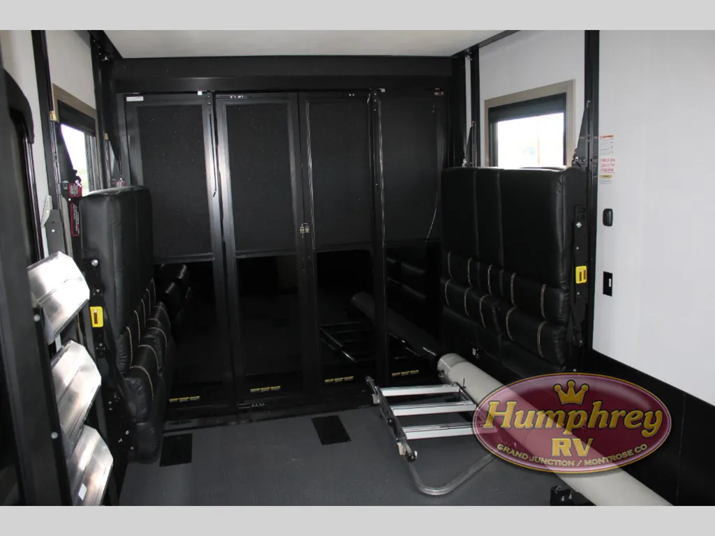 2025 Keystone Raptor 433, Photos photo 19