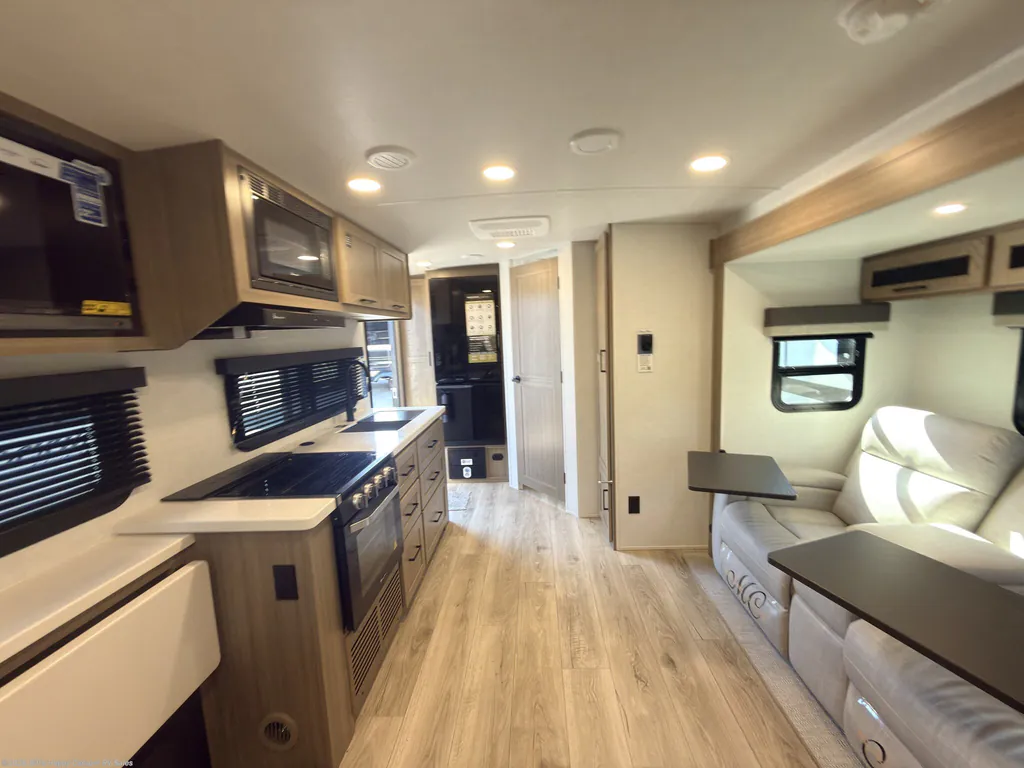 2027 Forest River Rockwood Mini Lite 2205S, Photos photo 13