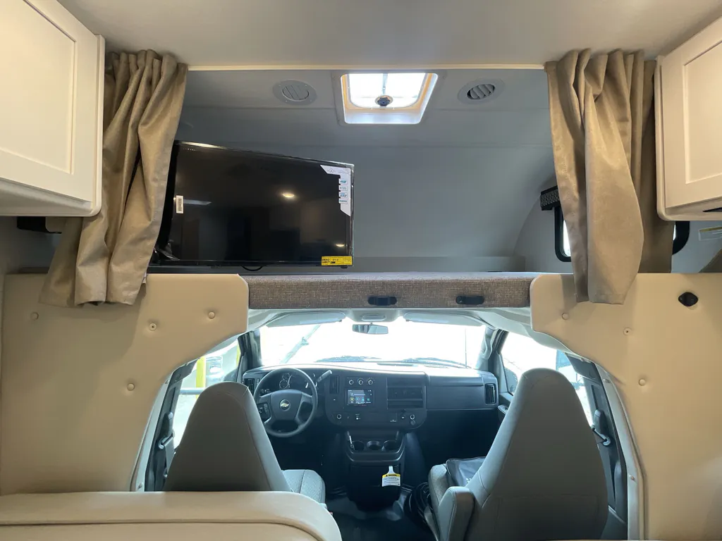 2026 Thor Motor Coach Freedom Elite 28HZ, Photos photo 10