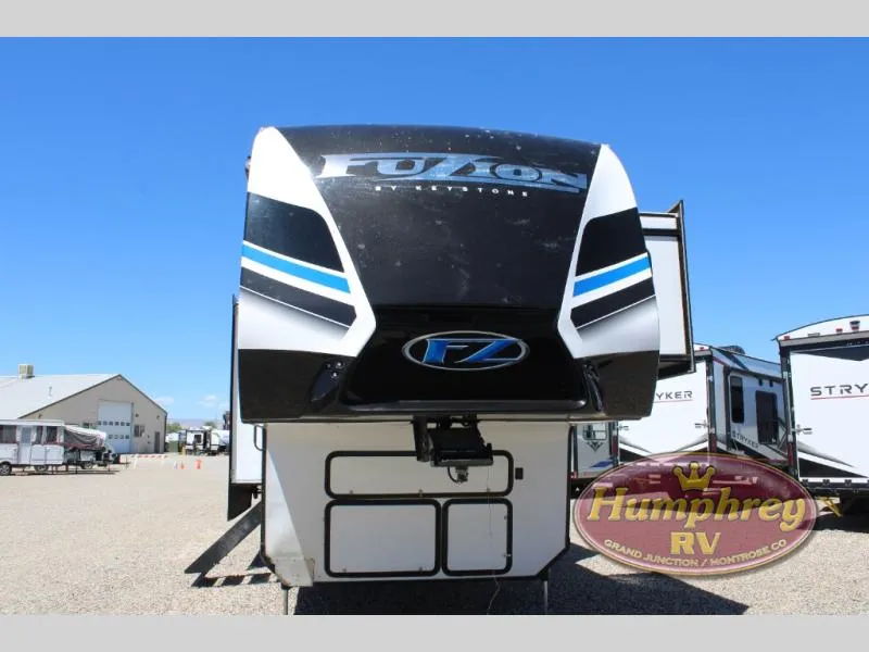 2022 Keystone Fuzion 430 - Photo 2