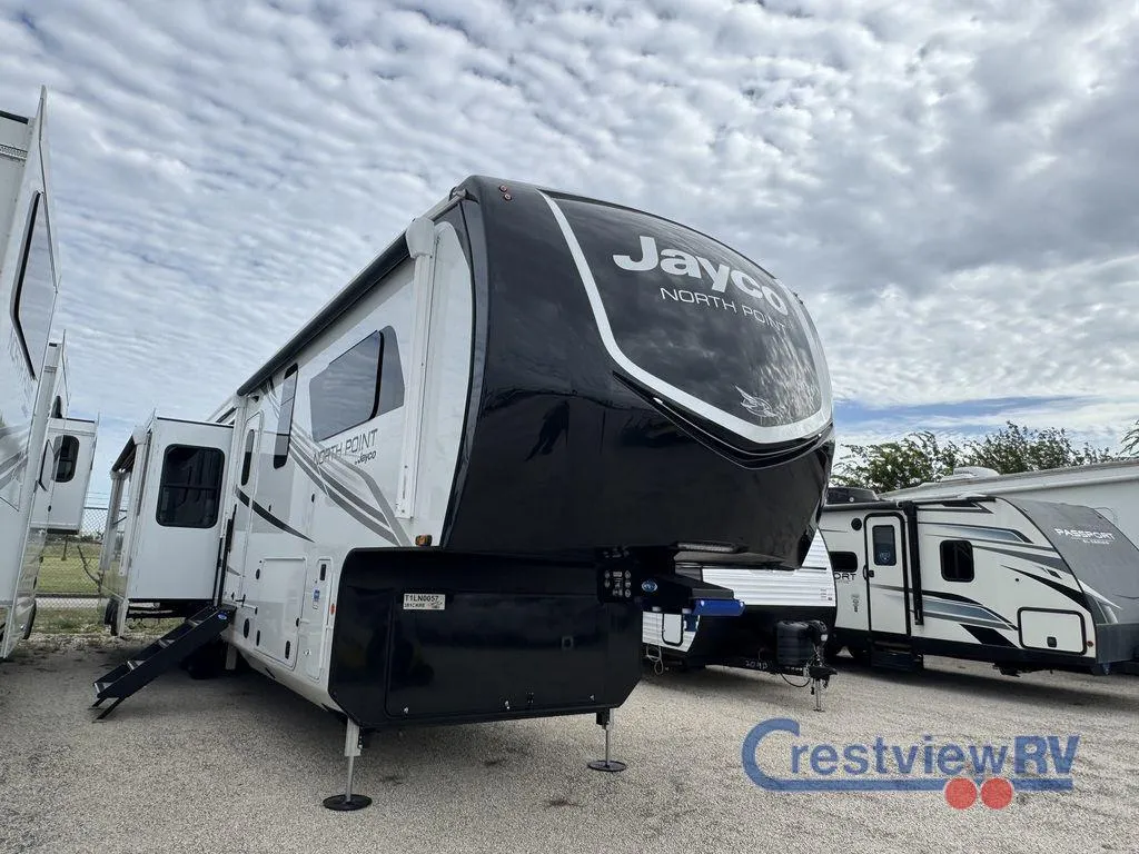 2026 Jayco North Point 381CKRE - Photo 3