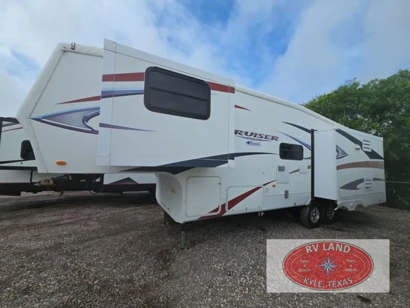 2011 CrossRoads RV Cruiser 30SK - Photo 2