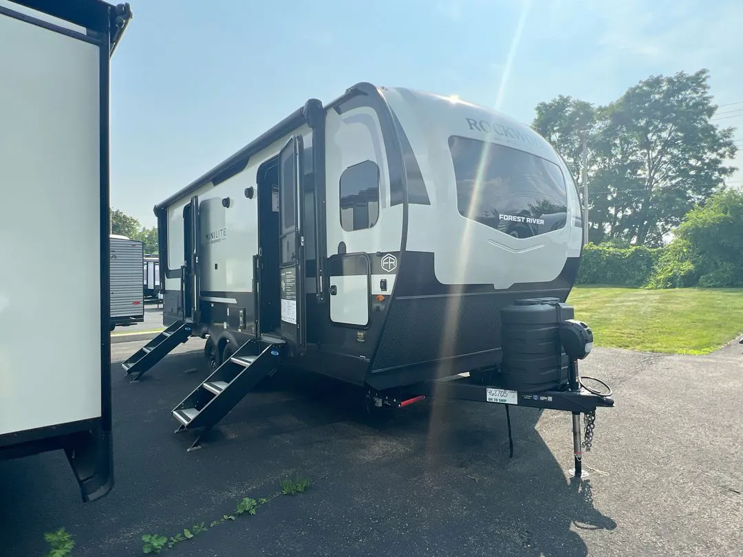 2026 Forest River Rockwood Mini Lite 2506FK - Photo 3