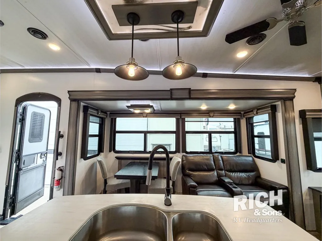 2022 Keystone Montana 3231CK, Photos photo 13