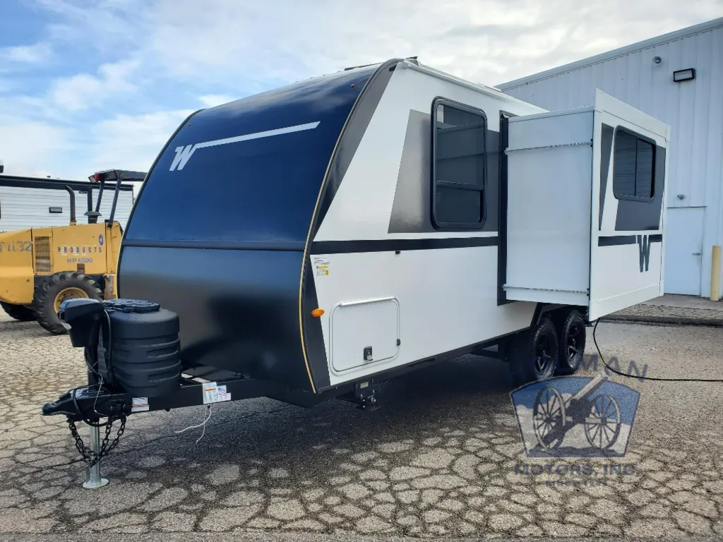 2027 Winnebago Micro Minnie 2108DS, Photos photo 4