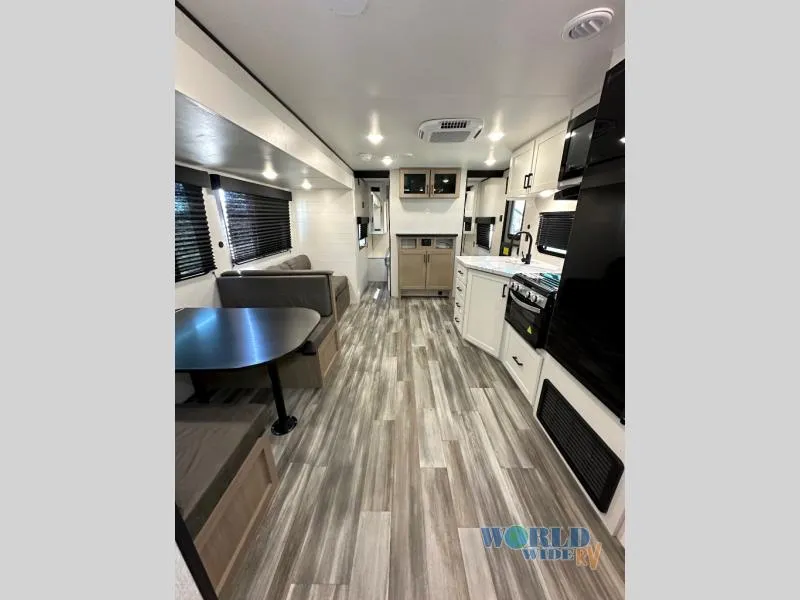 2026 Jayco Jay Flight SLX 261BHSW - Photo 4