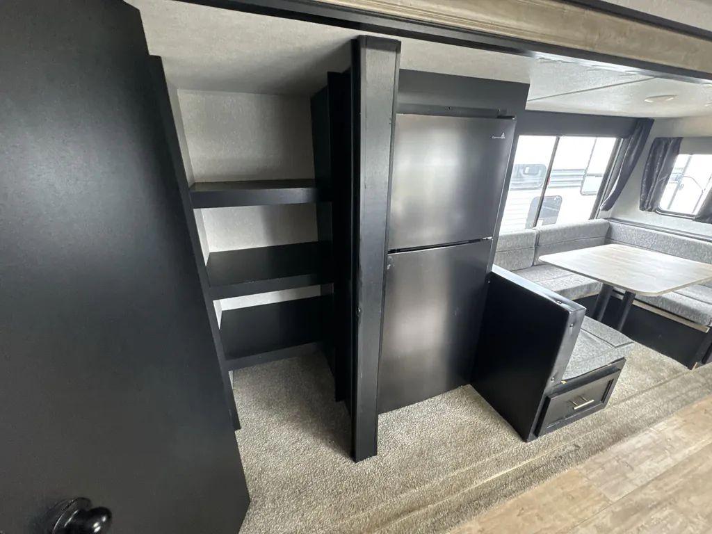 2022 Forest River Cherokee 274BRB, Photos photo 12