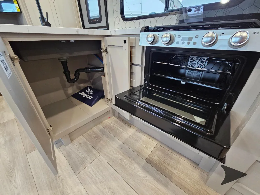 2027 Jayco Jay Feather 29BHB, Photos photo 28