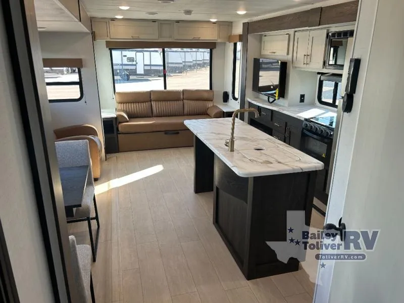 2026 CrossRoads Zinger 340LR - Photo 4