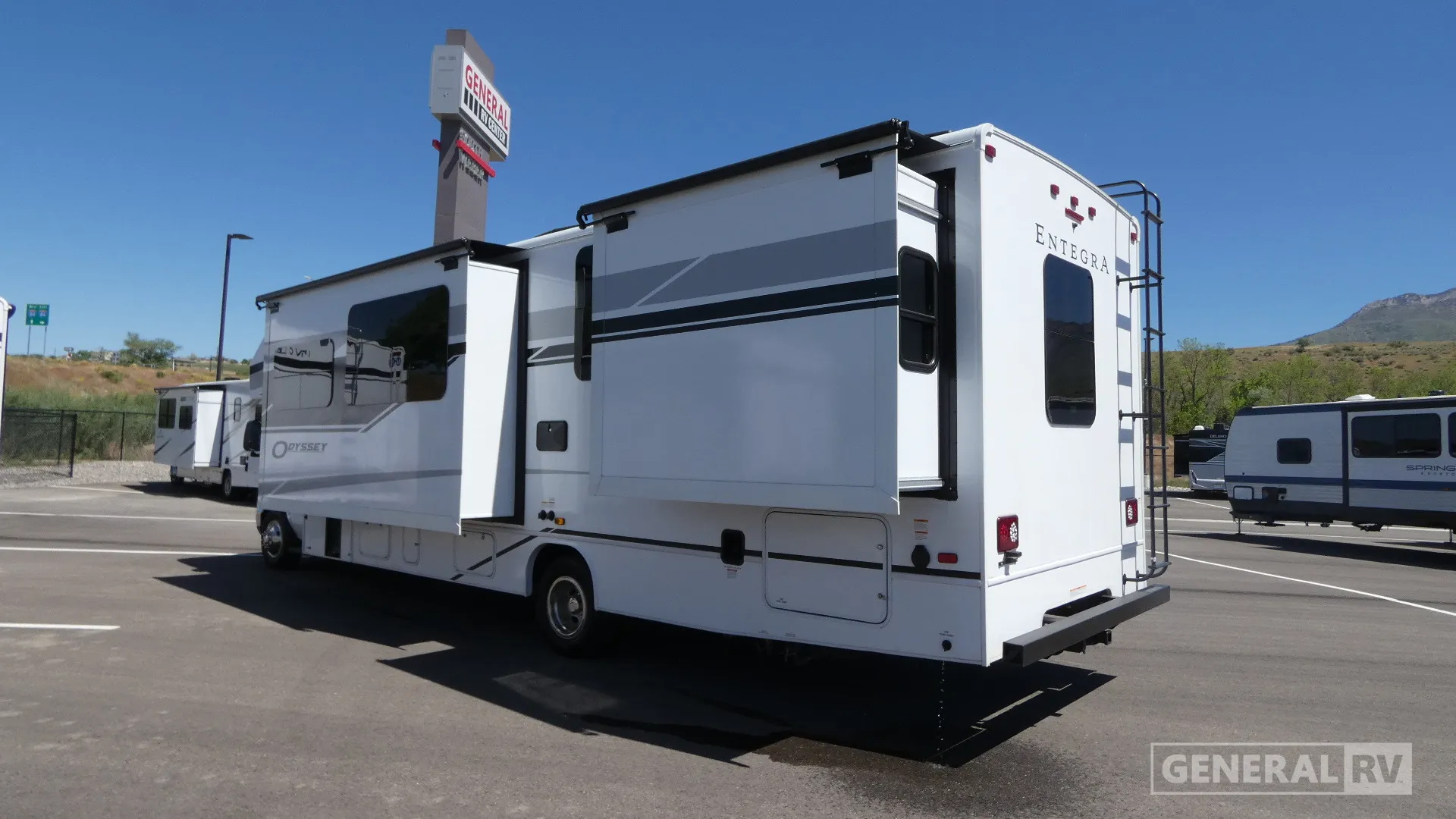 2026 Entegra Coach Odyssey 29V - Photo 4