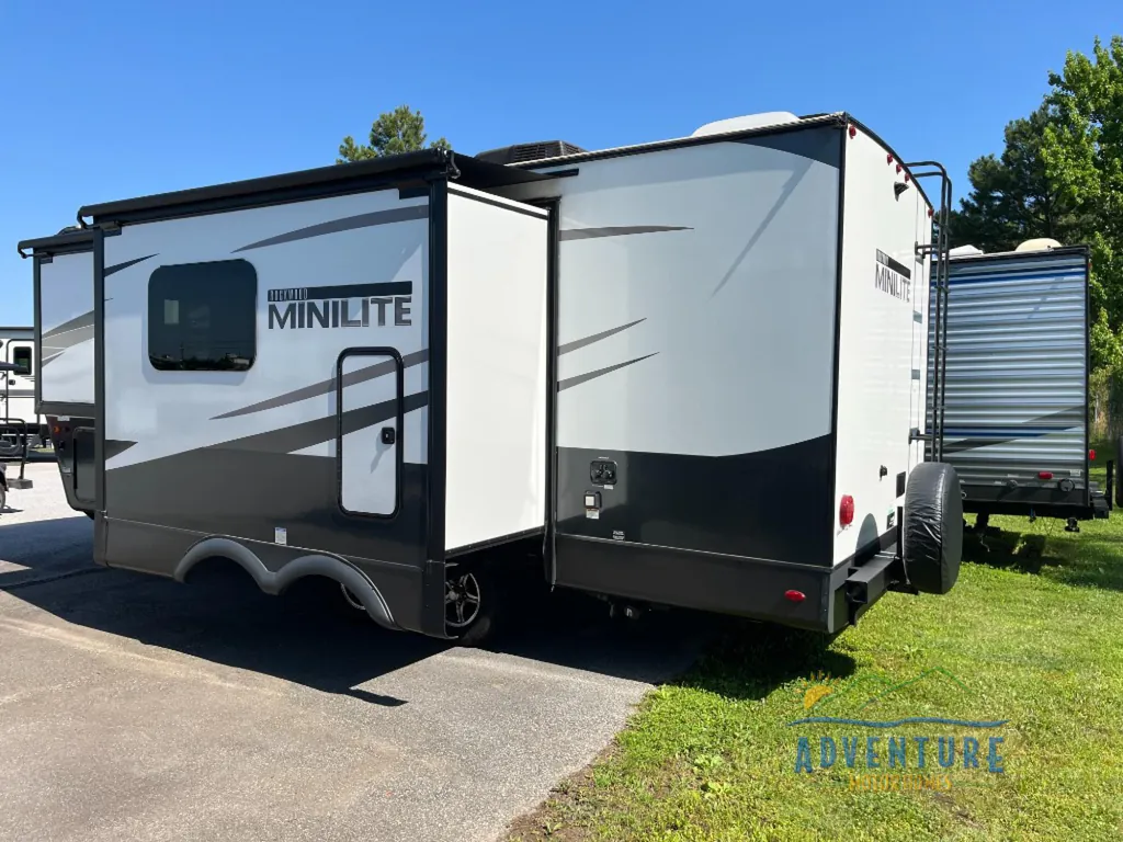 2024 Forest River Rockwood Mini Lite 2513S, Photos photo 6