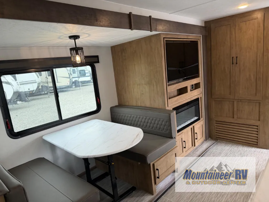 2024 Coachmen Freedom Express Ultra Lite 274RKS, Photos photo 27